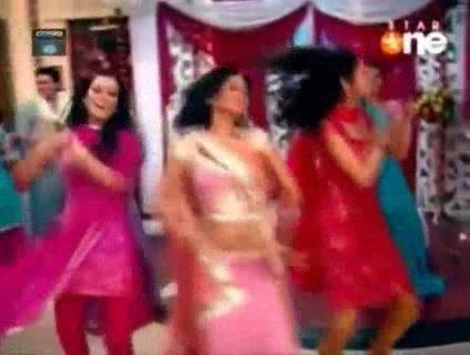 00_04_05 - jennifer winget10