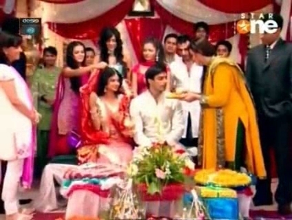 00_04_49 - jennifer winget10