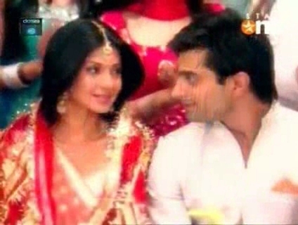 00_05_09 - jennifer winget10