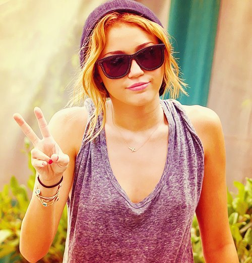 430645_207270752707232_107522076015434_271611_636484113_n