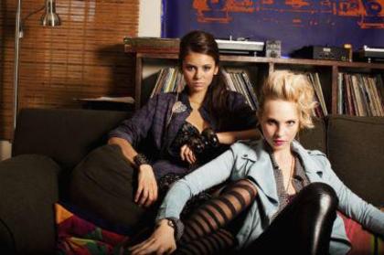 270799_380532698677459_1831499915_n