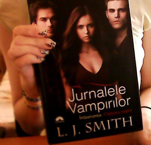 601209_251427838304123_1048962974_n