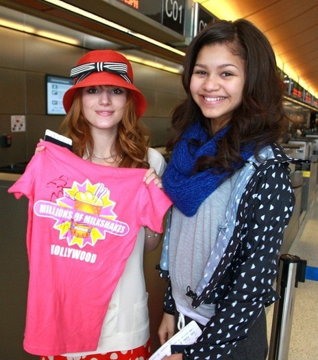 Zendaya_Coleman_1333551423_3