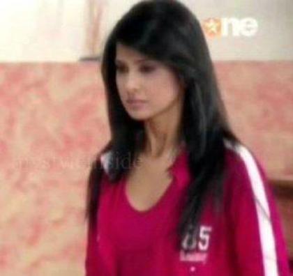 602325_399031023478129_1495612521_n - jennifer winget10