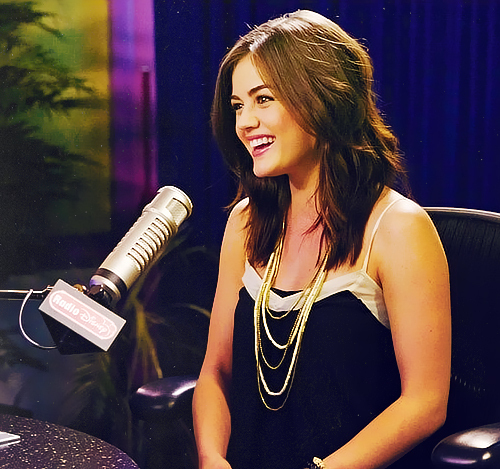 42. Lucy Hale de xCoffeeGomez - Pozele adevarate si CASTIGATORII