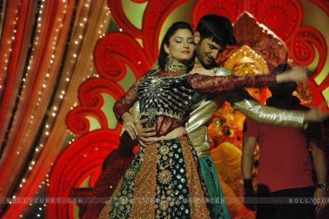165984_199569140169737_611523306_n - archana si manav