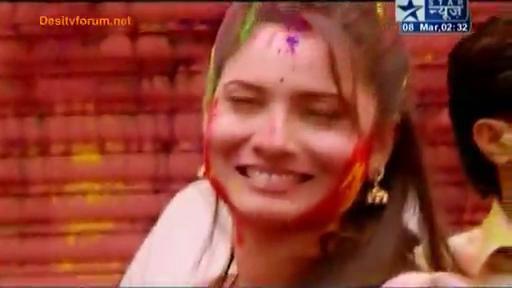 423547_310558772331300_103958716324641_747530_1440811483_n - archana si manav