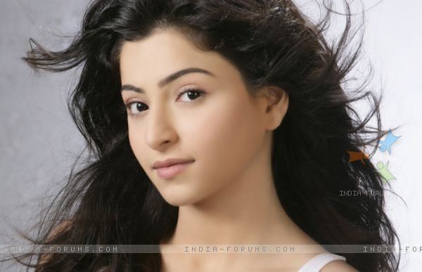 pai eu sunt moarta dupa sebi,il ador pe acest baiat - XOXEPISODUL 1XOX