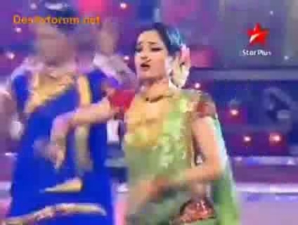 00_02_07 - Ankita Lokhande Performance  ITA 2010