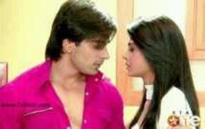 428462_157591051038821_1819199554_n - jennifer winget10