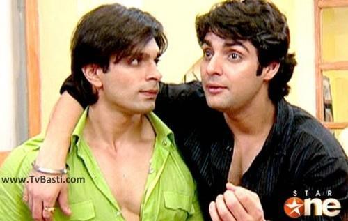 S:cn noi?nu noi nu ne certam! K: serios?? S:cn noi?nu noi nu ne certam! K: serios??
