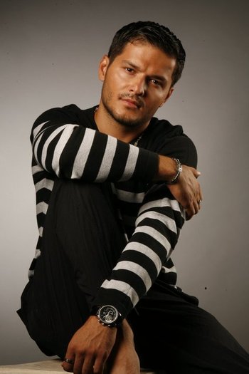 In fine, ia banii 8-| .