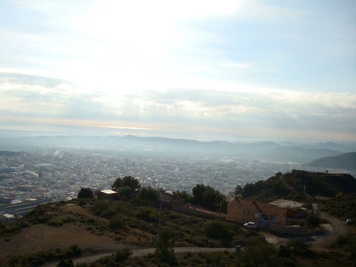 orasul vazut de pe munte - V   Vall de Uixo orasul meu