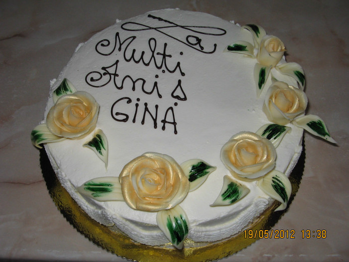 tort ornat frisca