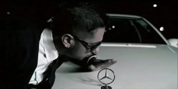 599439_355015957901674_1301203534_n