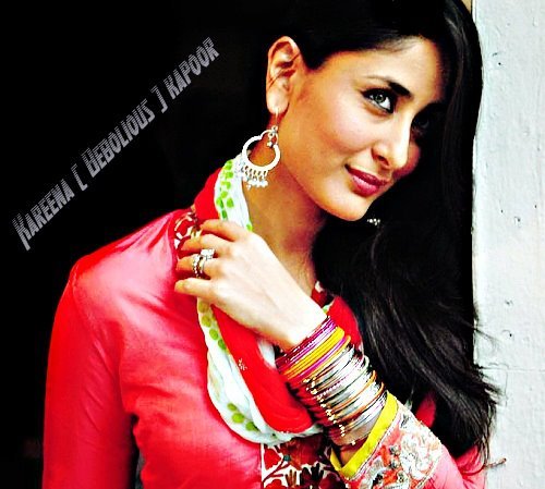 181860_252438081524807_682896361_n - 0 Kareena Kapoor