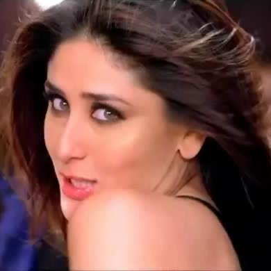 196058_255770914524857_562470815_n - 0 Kareena Kapoor