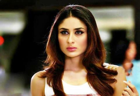 394675_259069934194955_2059187179_n - 0 Kareena Kapoor