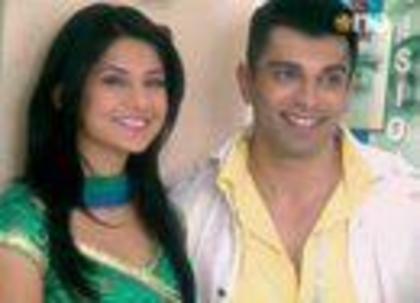 403830_202219566572311_1347209591_n - jennifer winget10