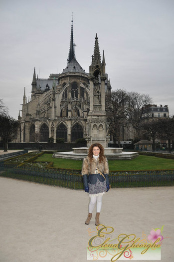 photo_10_22 - Elena Gheorghe