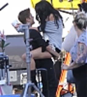 thumb_sgw_025 - selena gomez xx