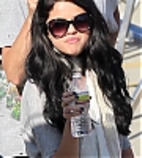 thumb_sgw_040 - selena gomez xx