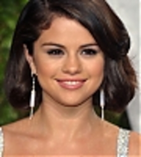 thumb_selena-gomez-0004