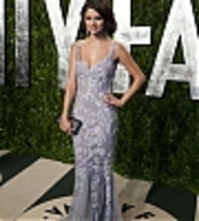 thumb_selena-gomez-0006