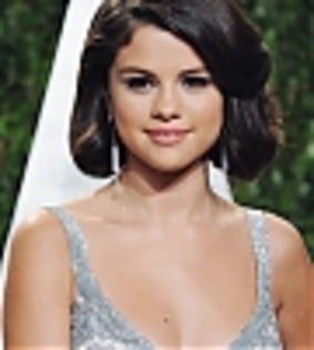 thumb_selena-gomez-0018