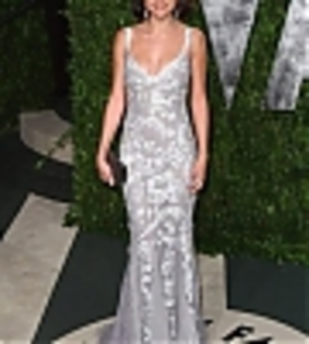 thumb_selena-gomez-0021