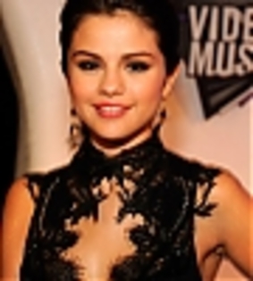 thumb_selena-gomez-014 - selena gomez xx