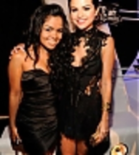 thumb_selena-gomez-016 - selena gomez xx