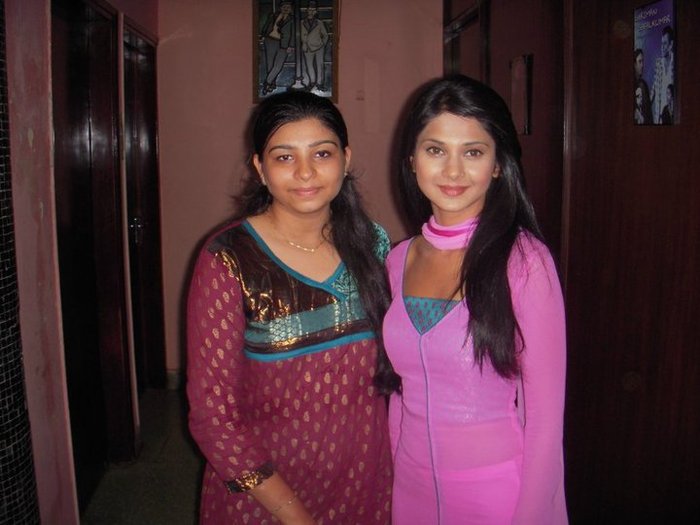 67379_148036205241469_6740165_n