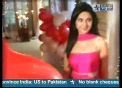 390670_255400324514737_491306983_n