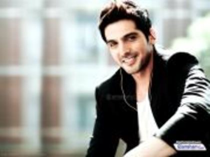 576646_308389635916572_1457296592_a - zayed khan