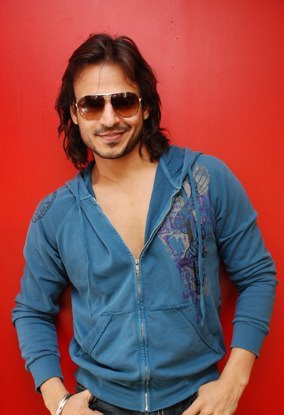 179592_452569321434619_31137516_n - i love Vivek Oberoi