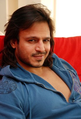 307025_452569904767894_1970948325_n - i love Vivek Oberoi