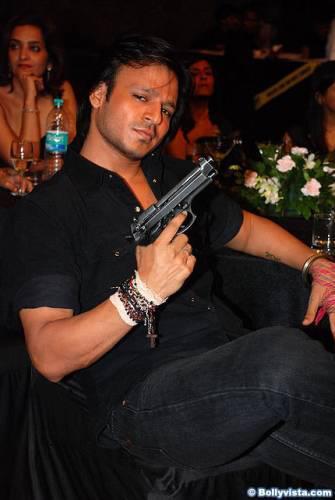 547069_440536695971215_938648530_n - i love Vivek Oberoi