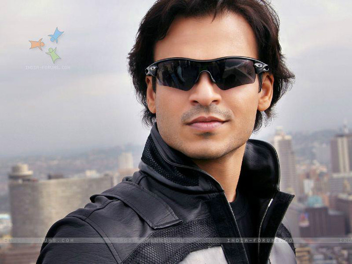 556597_190617867721889_311239667_n - i love Vivek Oberoi