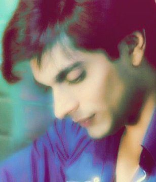 225779_192461457465809_100001058690623_490720_7884500_n - 0-Karan singh grover