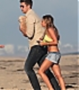 thumb_517 - Ashley Tisdale