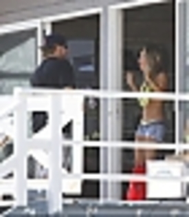 thumb_025 - Ashley Tisdale