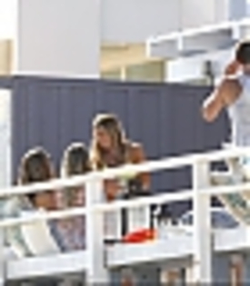 thumb_041 - Ashley Tisdale