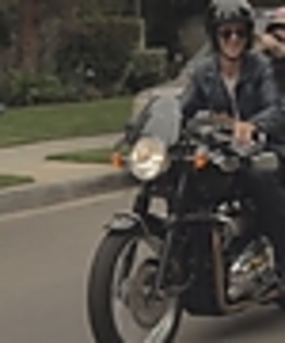 thumb_Shane_Harper_-_Rocketship_28Official_Music_Video29_mp40070