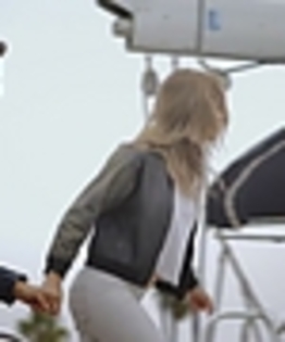 thumb_Shane_Harper_-_Rocketship_28Official_Music_Video29_mp40161