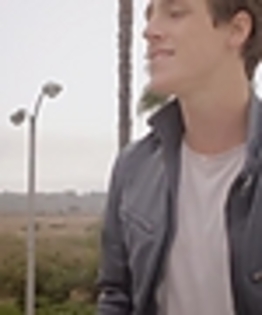 thumb_Shane_Harper_-_Rocketship_28Official_Music_Video29_mp40226