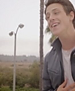 thumb_Shane_Harper_-_Rocketship_28Official_Music_Video29_mp40229