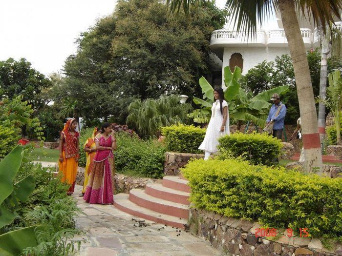 293865_175245235942856_497133070_n