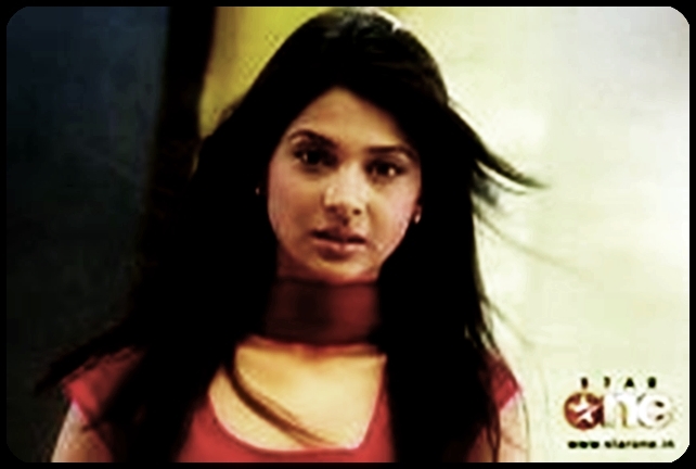 76868760_NZRFKRX3 - jennifer winget10