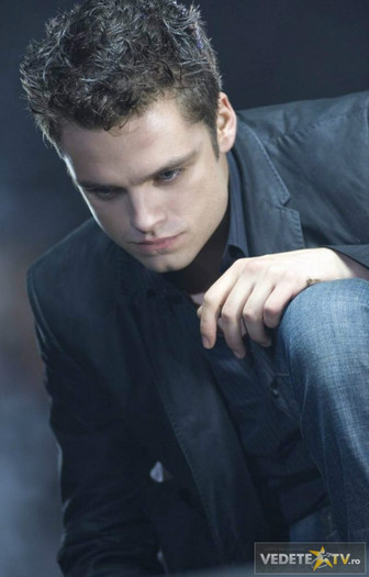 stsyfyorp5 - Sebastian Stan